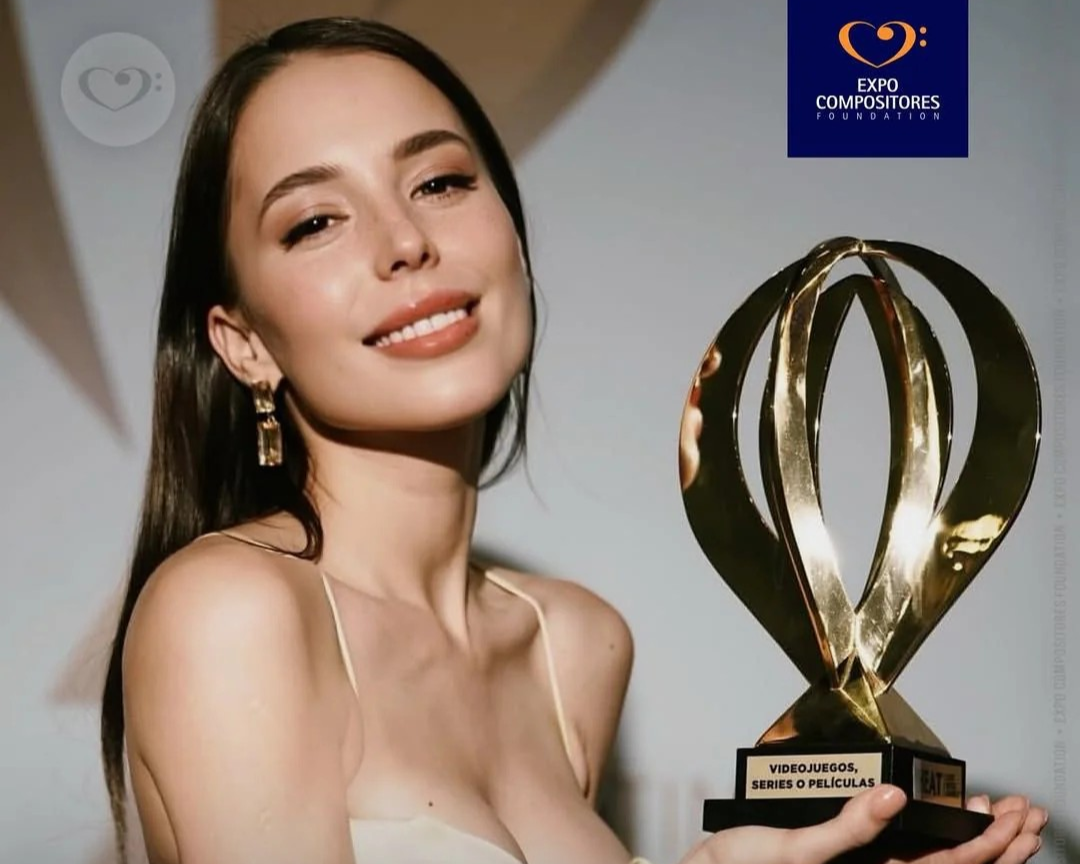 Majo Aguilar gana mejor canción de telenovela